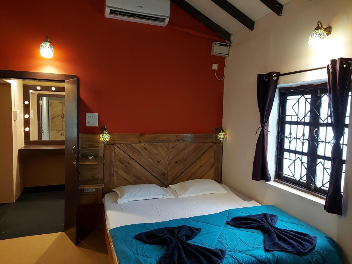 The Funky Monkey Hostel 安君纳 外观 照片